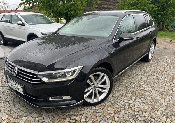 Volkswagen Passat cena 73500 przebieg: 197634, rok produkcji 2016 z Głogów małe 277